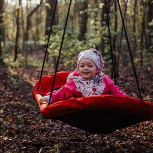 Huśtawka Majowo CZERWONA HUŚTAWKA DLA DZIECKA TYPU BOCIANIE GNIAZDO ŁÓDKA 20
