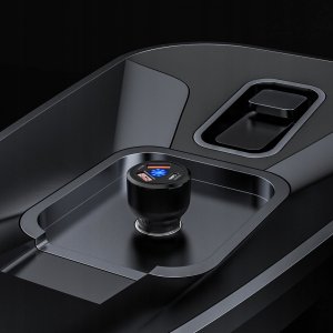 Ładowarka Feegar Rush Jednoczęściowa 2x USB-A 1x USB-C 9 A  (FeegarRush) 10