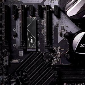 ADATA XPG Gammix S70 Blade 1TB M.2 2280 PCI-E x4 Gen4 NVMe