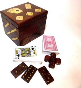 Giftdeco Zestaw gier COMBO - domino, karty, kości 13