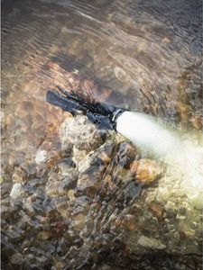 Latarka Armytek Latarka taktyczna Armytek Dobermann PRO MAGNET USB 7