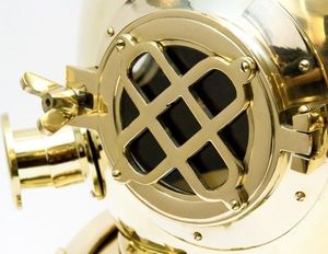 Giftdeco Wielki mosiężny hełm nurka retro - replika U.S 2