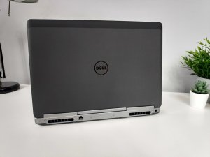 Laptop Dell Dell Precision 7520 i7-7820HQ 16GB 500GB Quadro M1200 W10 Pro 13
