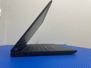 Laptop Dell Dell Latitude 5590 i5-7300u 8GB DDR4 256GB SSD INTEL FHD Windows 10 PRO 4