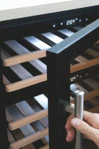 Chłodziarka do wina Berg BRGSW40L 5