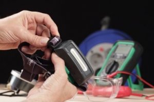 Latarka czołowa Schneider Electric Latarka czołówka 250 lm Thorsman Hand Light IMT47239 4