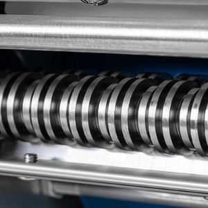 Maszynka do makaronu Royal Catering Maszynka do makaronu elektryczna ze stali nierdzewnej 220 mm 550 W Maszynka do makaronu elektryczna ze stali nierdzewnej 220 mm 550 W 3