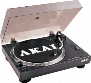 Gramofon Akai TTA05USB 1