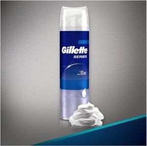 Gillette Pianka do golenia odżywcza Series 250ml 1