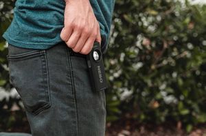 Latarka Nebo NEBO Latarka z power bankiem i laserem Slim+ 700 lumenów 6