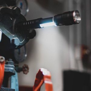 Latarka Nebo NEBO Latarka SLYDE KING 500 6