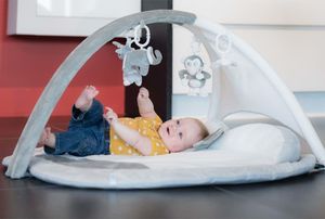 Bo Jungle Bo Jungle Mata edukacyjna dla bliźniąt Apple, szara 2