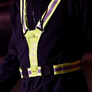 Maclean Szelki LED dla biegaczy MCE425 3