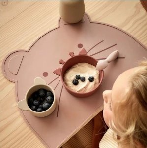 Nuuroo nuuroo - podkładka silikonowa na stół dla dzieci Woodrose 2