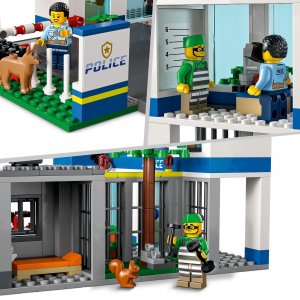 LEGO City Posterunek policji (60316) 4