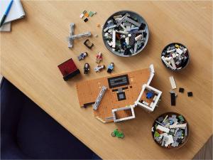 LEGO Ideas Seinfeld (21328) 5
