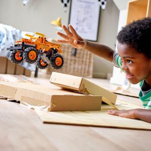 LEGO Technic Monster Jam El Toro Loco (42135) 4