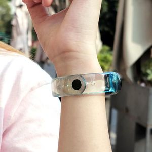 Hurtel Zamienna silikonowa opaska pasek bransoleta bransoletka do Xiaomi Mi Band 6 / 5 niebieski 6