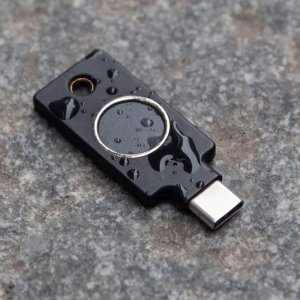 Yubico YubiKey C Bio 4