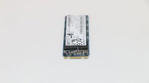 Lenovo UMIS AH641 512GB M.2 PCIe 1