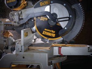 Dewalt tarcza 305x30mm x16t 4