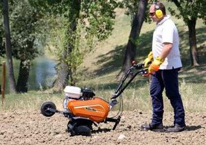 Glebogryzarka Oleo-Mac 68599003E5A 9