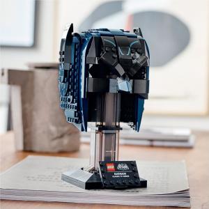 LEGO DC Maska Batmana z klasycznego serialu telewizyjnego (76238) 4