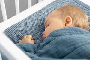 Sensillo KOMPLET DO ŁÓŻECZKA DZIERGANY Z MUŚLINĄ NIEBIESKI 11