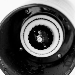 Młynek do kawy Orion Młynek do mielenia kawy ręczny stalowy nowoczesny 16 cm 4