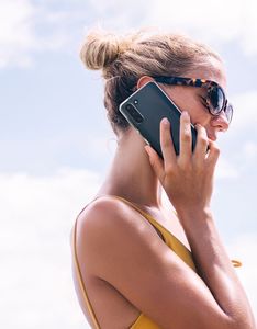 Spigen Etui Spigen Liquid Crystal do Samsung Galaxy S21 Fe Crystal Clear 18