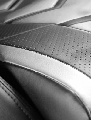 Fotel Diablo Chairs X-Fighter Czarno-biały 4