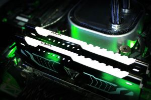 Pamięć Patriot Viper LED, DDR4, 16 GB, 3200MHz, CL16 (PVLW416G320C6K) 17