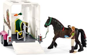 Figurka Schleich Horse Club Półciężarówka z koniem i przyczepą (42346) 5