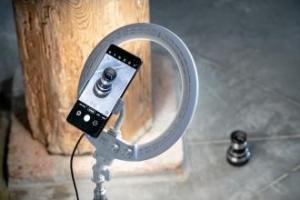 Lampa pierścieniowa Newell RL-10A LED Arctic White + statyw 9