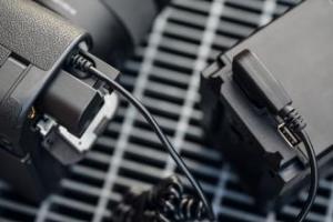 Zasilacz Newell Adapter zasilania Newell D-Tap do NP-FW50 3