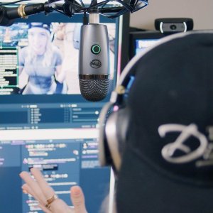 Mikrofon Blue Yeti Nano USB Shadow Grey (988-000205) + Lampa Litra Glow 12