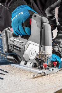 Wyrzynarka Graphite Wyrzynarka Graphite 58G011 18 V + akumulator 4 Ah z ładowarką 58GE132 3