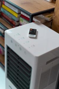 Oczyszczacz powietrza Efbe Schott Sterylizator Przenośny z Pilotem SC UV 900 18