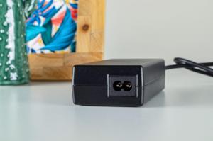 Zasilacz do laptopa Toshiba 120 W, 2.5 mm, 6