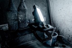 Brennenstuhl Lampa reflektor akumulatorowa zapinana na klips 3