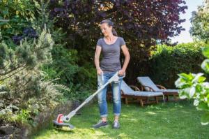 Ikra Mogatec IKRA ICGT 2025 PODCINARKA DO TRAWY PODKASZARKA KOSA WYCINARKA AKUMULATOROWA 20V PREMIUM OB-IKRICGT2025 EWIMAX - OFICJALNY DYSTRYBUTOR - AUTORYZOWANY DEALER IKRA 2