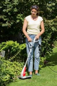 Ikra Mogatec IKRA IGT 350 DA WYKASZARKA DO TRAWY PODKASZARKA KOSA ELEKTRYCZNA EWIMAX - OFICJALNY DYSTRYBUTOR - AUTORYZOWANY DEALER IKRA 11