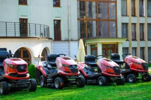 Traktor ogrodowy Cedrus Starjet UJ 102/22H 16