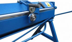 Maad MAAD ZG-2500 /1.2 ZAGINARKA GIĘTARKA KRAWĘDZIARKA DEKARSKA DO BLACHY Z CIĘCIEM MAAD ZG-2500 /1.2 mm 10