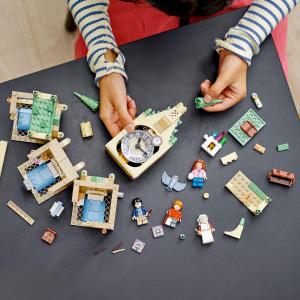 LEGO Harry Potter Skrzydło szpitalne Hogwartu (76398) 2