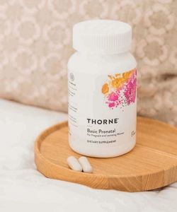 Thorne THORNE Basic Prenatal - Wsparcie w czasie ciąży i laktacji - 90 kapsułek wegetariańskich 3