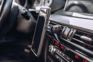 Blashorn Uchwyt Magnetyczny Na Telefon Do Kratki Auta Holde mocny wytrzymały 2