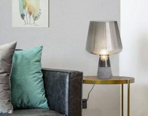 Lampa stołowa Abigail Stojąca LAMPA stołowa GOBLET TLS-E27 Abigali szklana LAMPKA nocna przydymiona 11