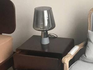 Lampa stołowa Abigail Stojąca LAMPA stołowa GOBLET TLS-E27 Abigali szklana LAMPKA nocna przydymiona 8