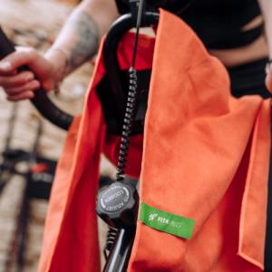 Fit4Med Ręcznik Sportowy Chłodzący Siłownia Fitness z pojemnikiem Mikrofibra 11